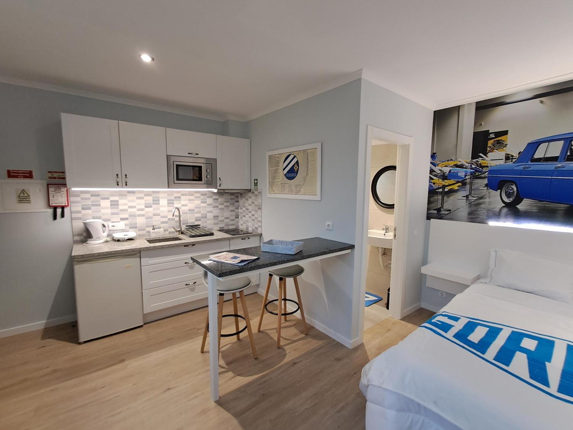 Apartment Classic Car House