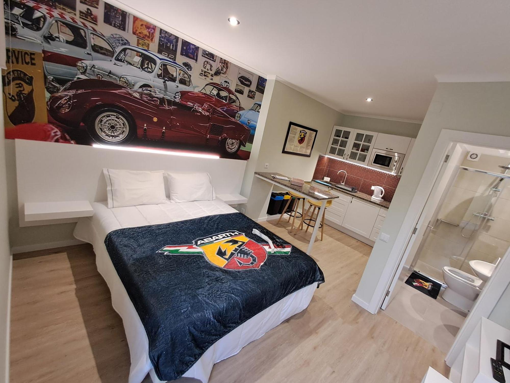 Classic Car House Santa Cruz (Madeira)